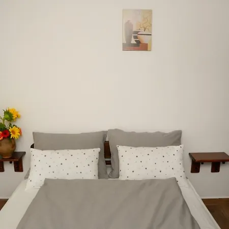 호텔 Vikend Kuca Mir