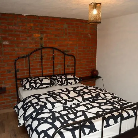 Vikend Kuca Mir 호텔 데스포토바츠